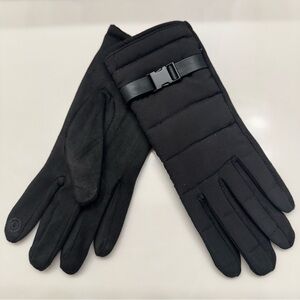 Chico’s 🫐 Women’s Black Microfiber Finger Gloves M/L NWT
